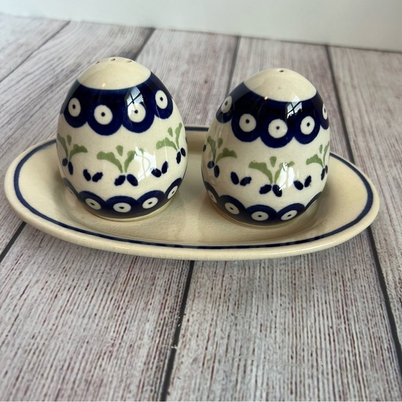 Boleslawiec Polish Unikat Pottery Floral Salt & Pepper Set with Tray - Picture 1 of 6